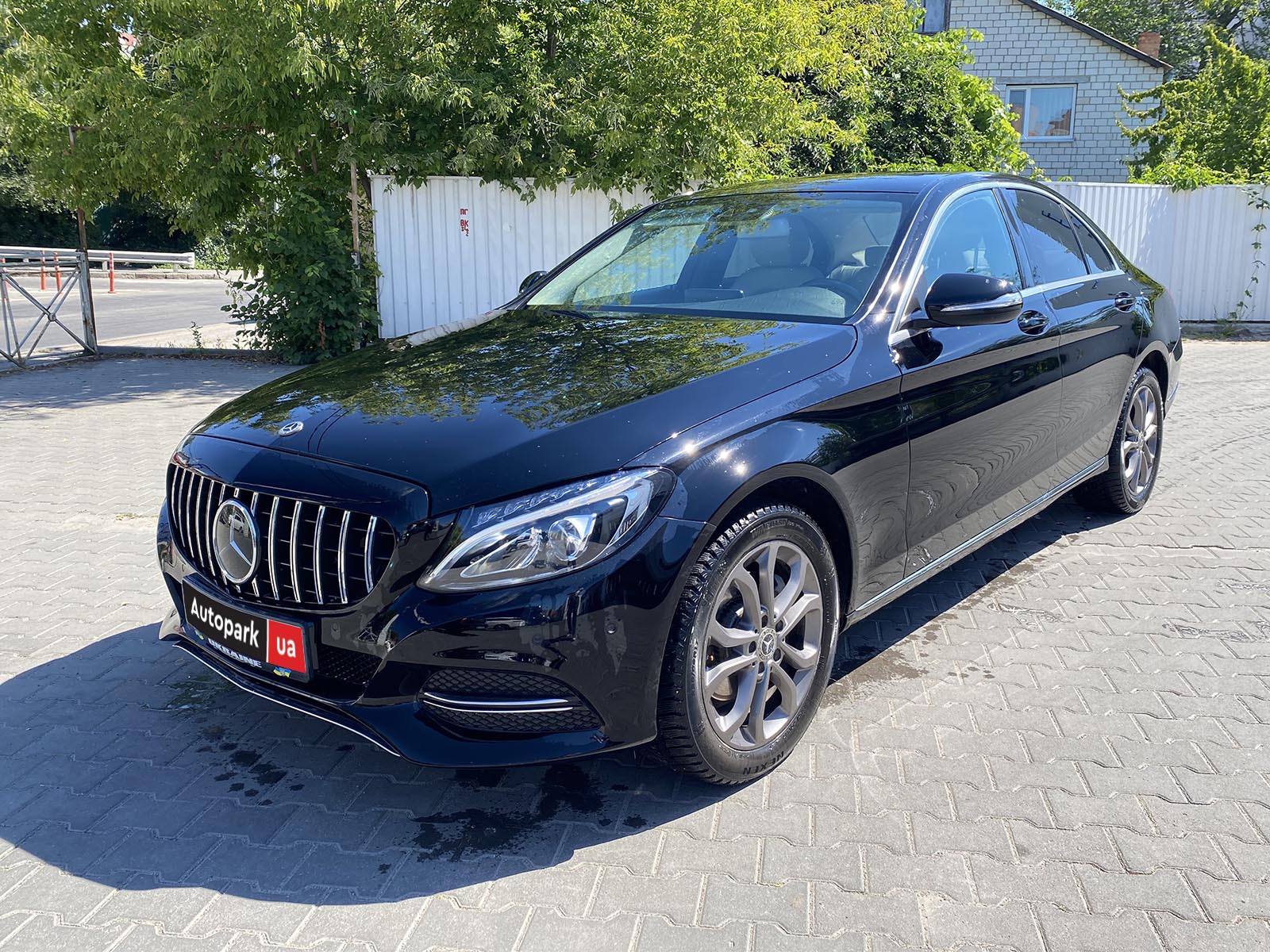 Mercedes-Benz C 220