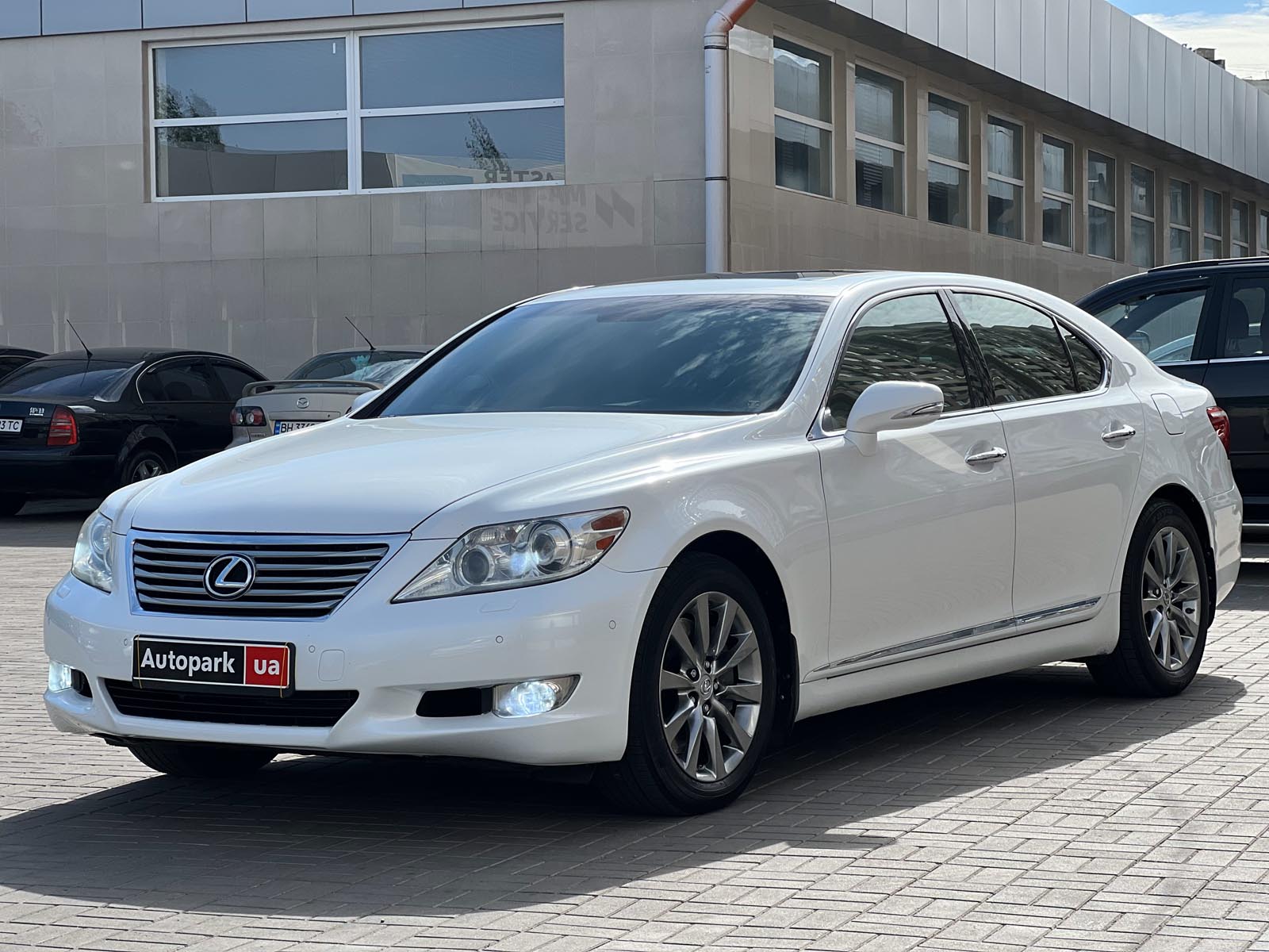 Lexus LS 460