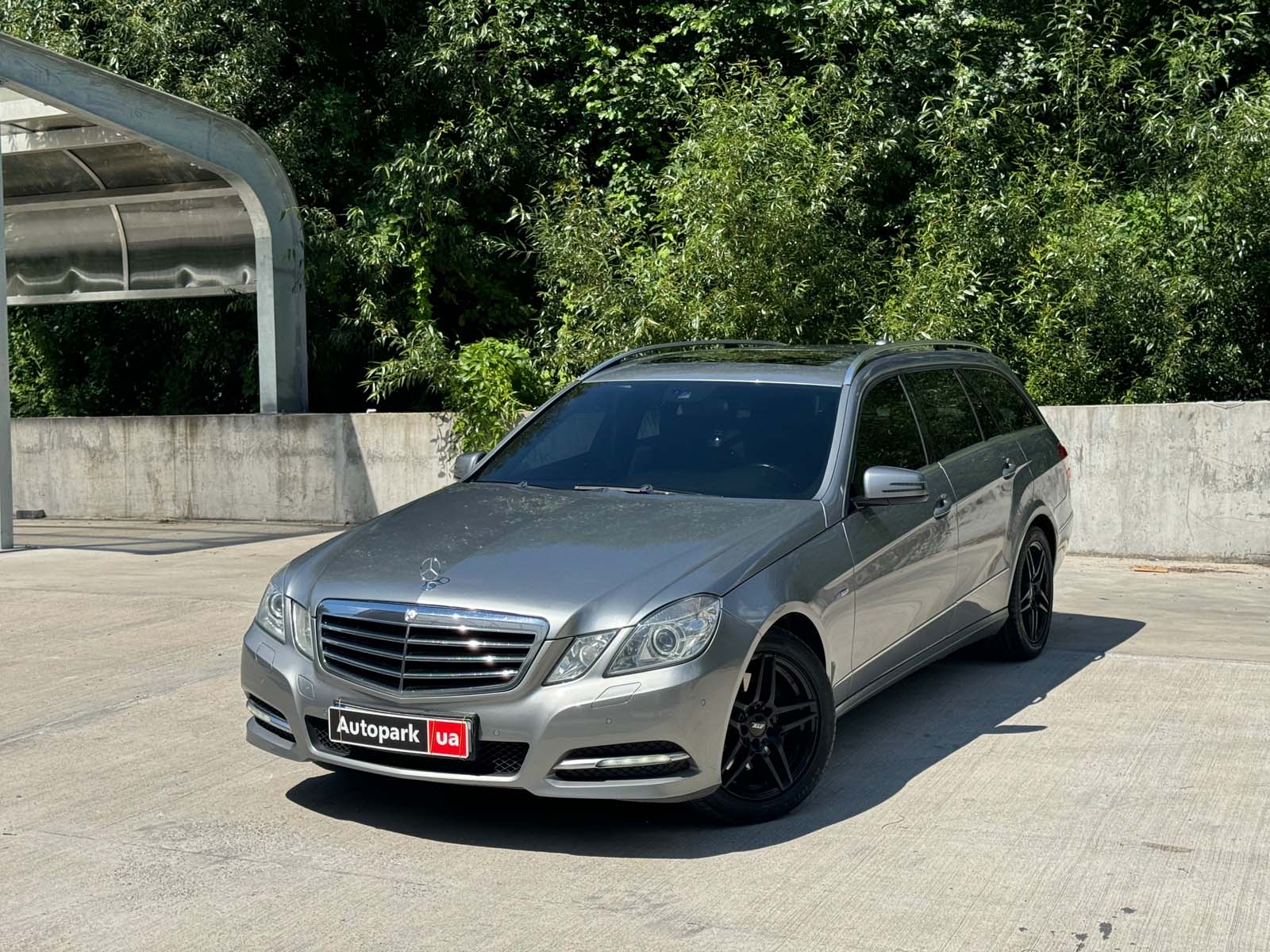 Mercedes-Benz E 250