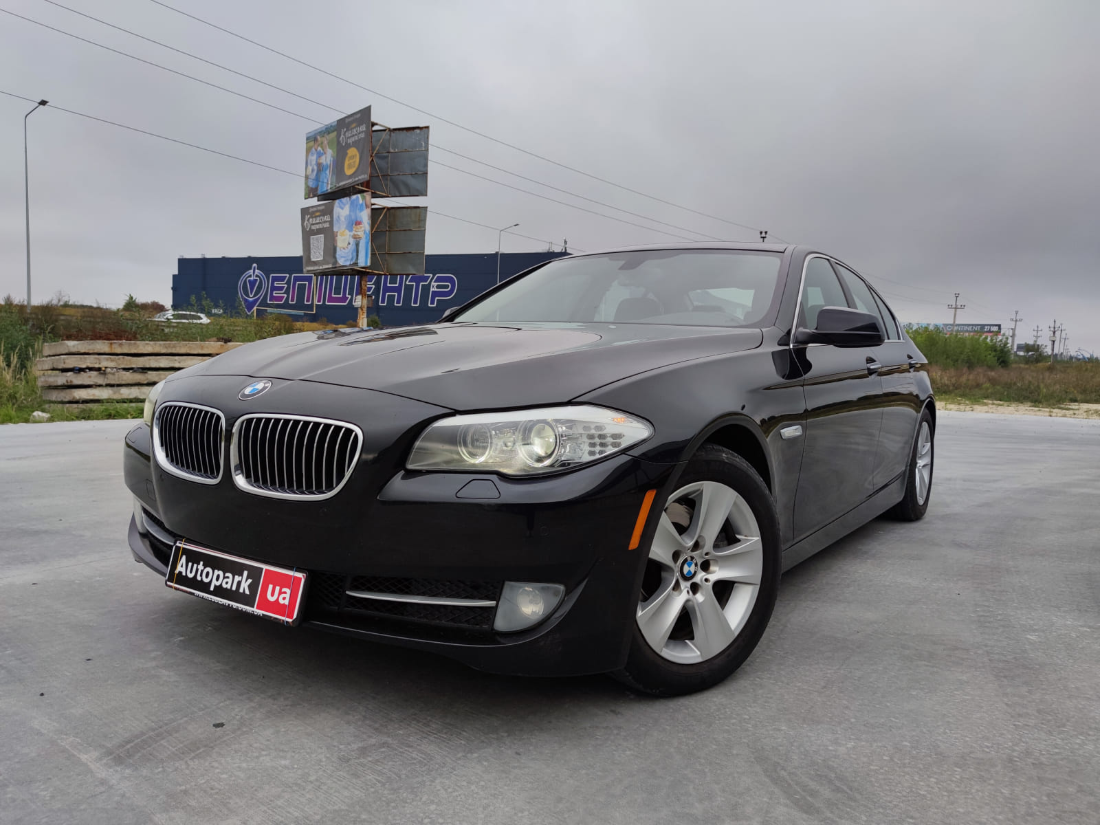 BMW 528