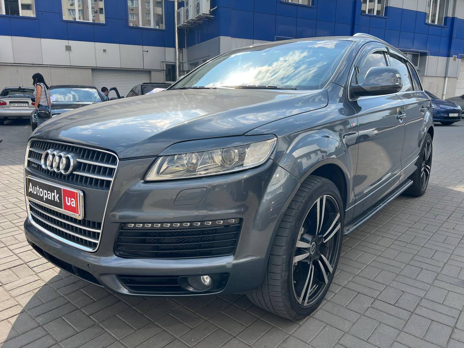 Audi Q7