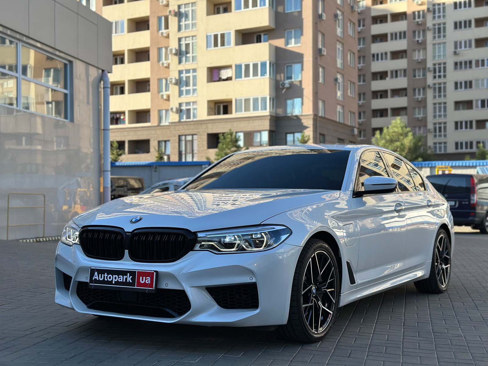 BMW 530