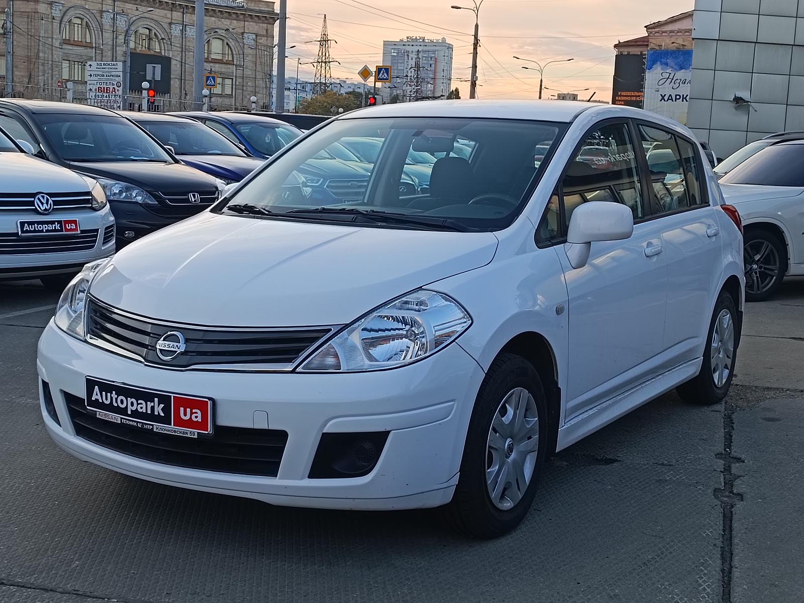 Nissan TIIDA