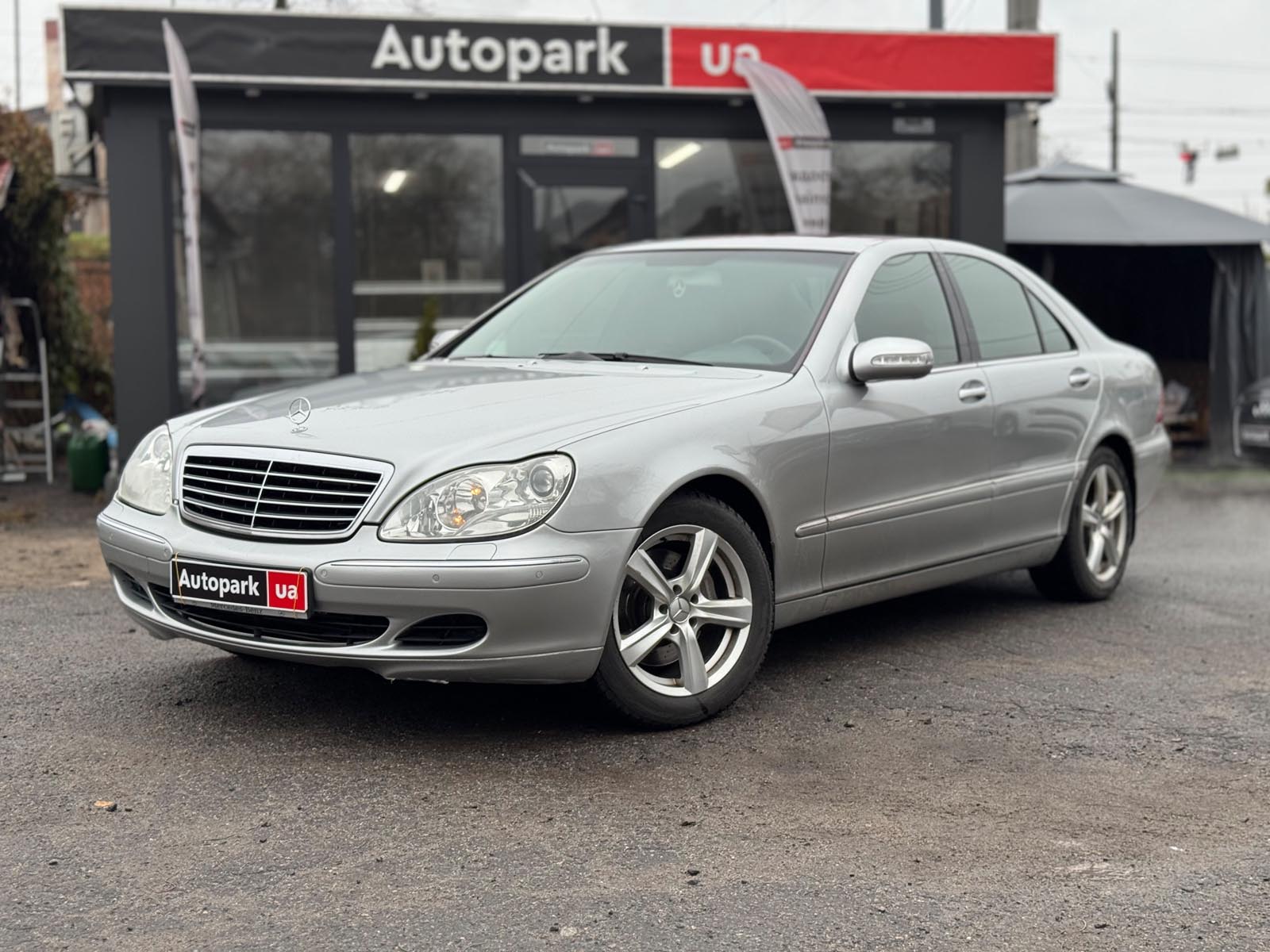 Mercedes-Benz S 320