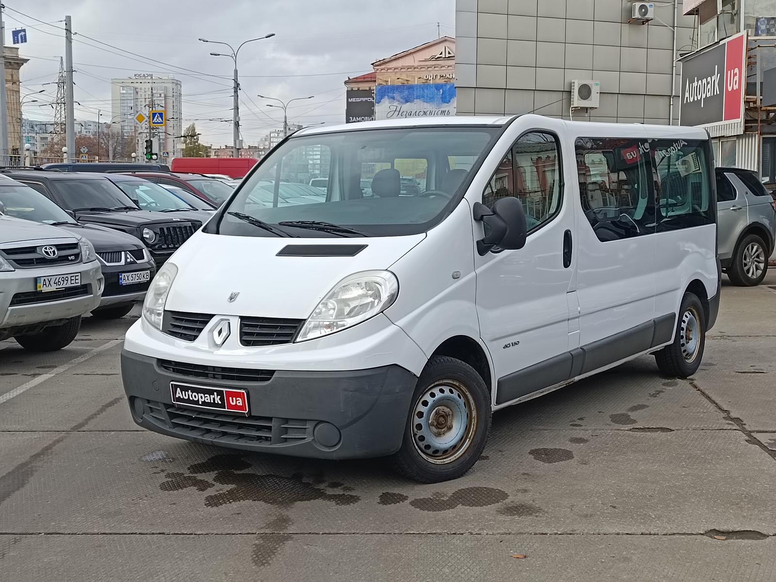 Renault Trafic пасс.