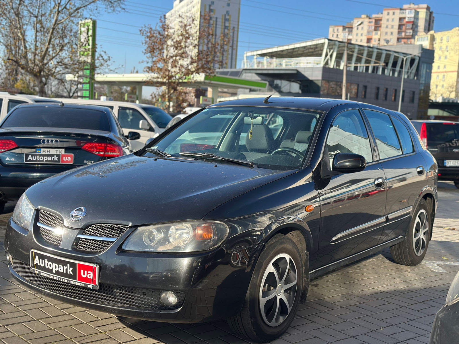 Nissan Almera