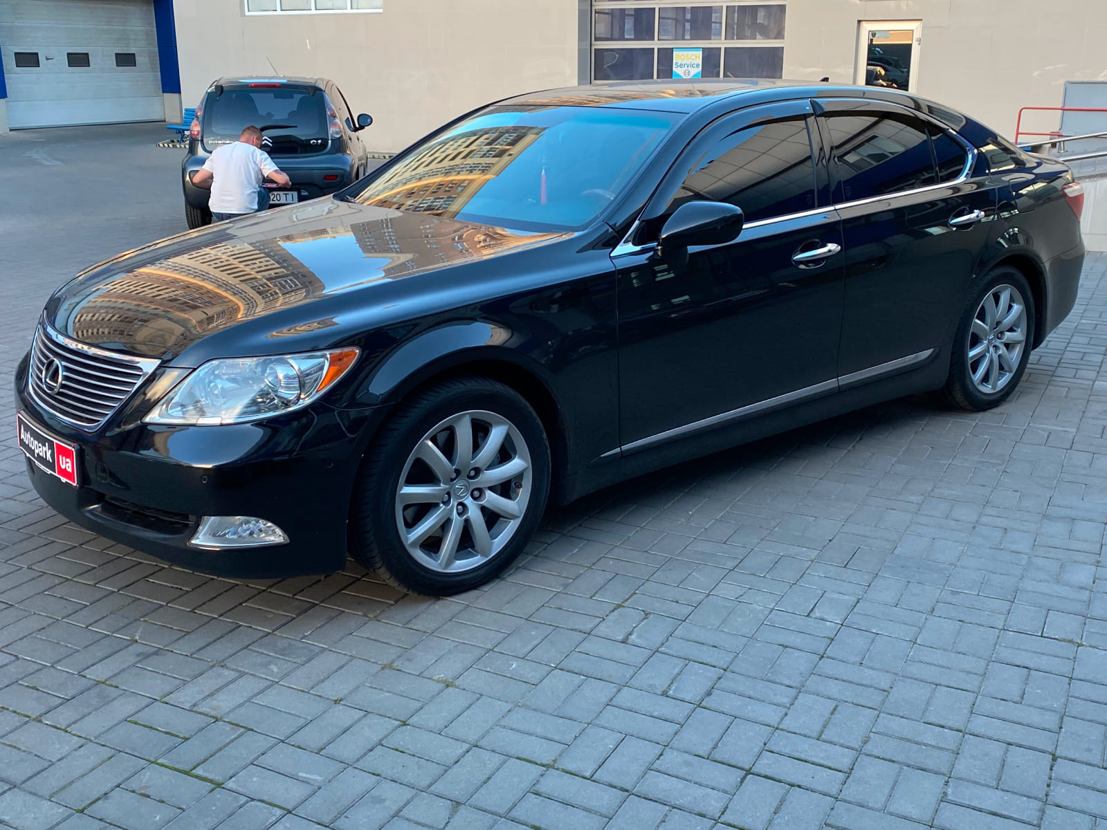 Lexus LS 460