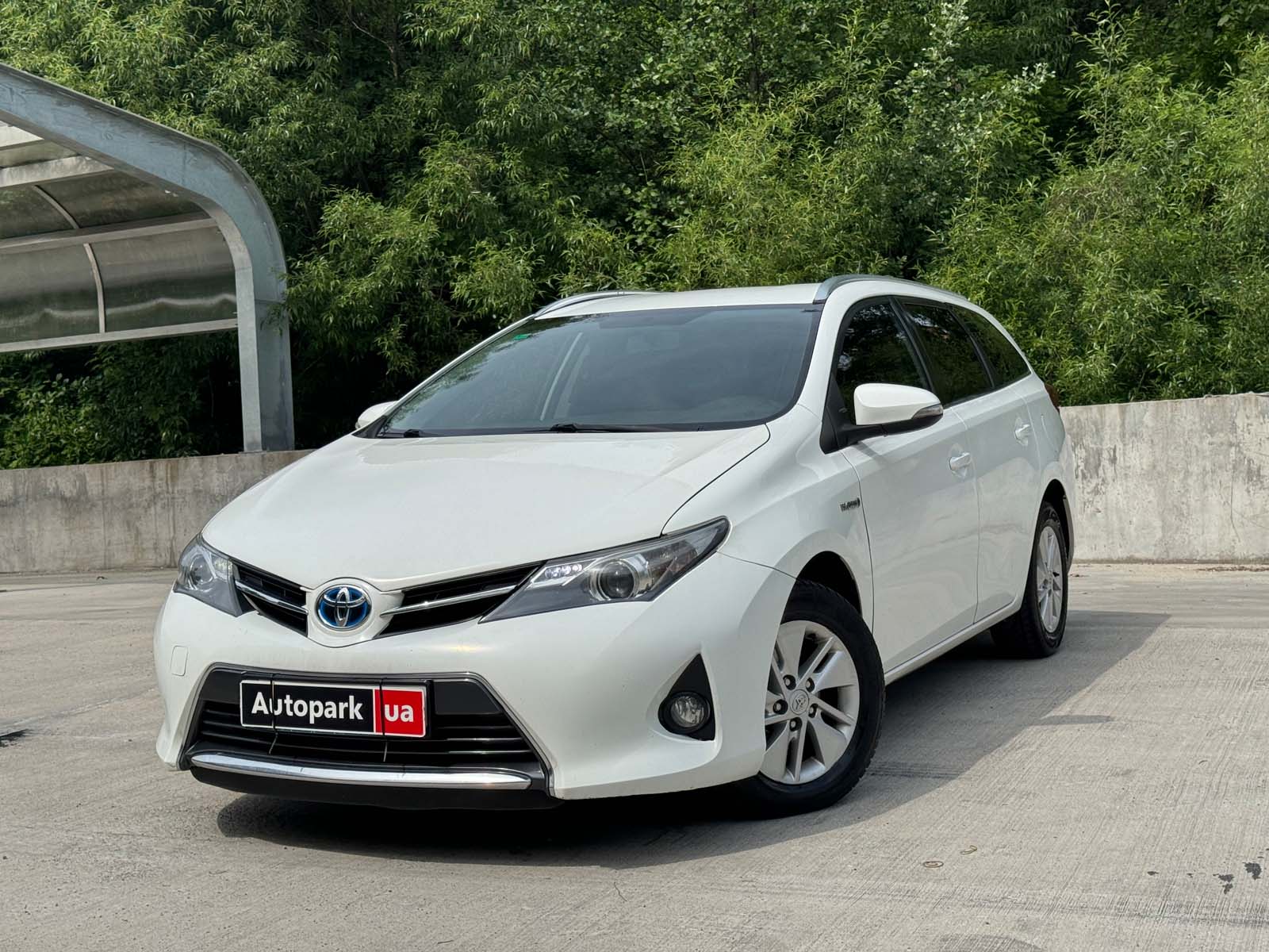 Автомобили Toyota Auris купить в Украине, цена на б/у автомобили Toyota  Auris в наличии, продажа подержанных авто в Autopark