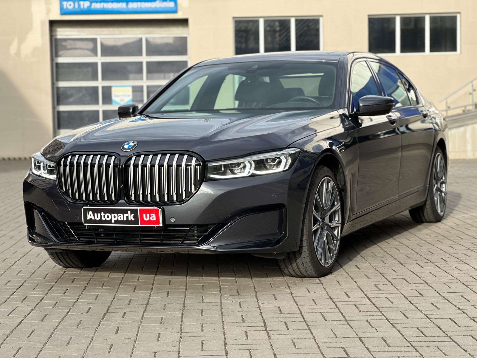 BMW 740 2019 Код товара: 44080 купить в Украине, Автомобили BMW 740 цена на  транспортные средства в сети автосалонов, продажа подержанных авто в  Autopark