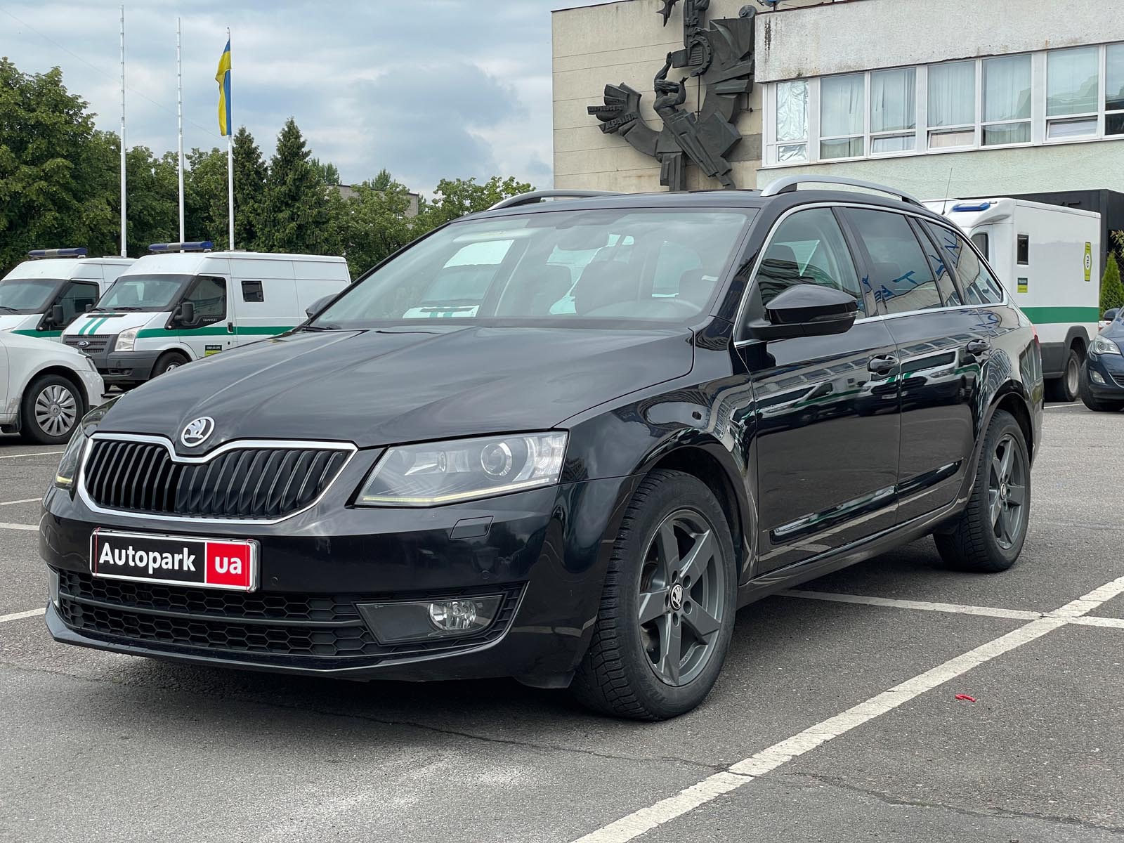 Автомобили Skoda Octavia A7 купить в Украине, цена на б/у автомобили Skoda  Octavia A7 в наличии, продажа подержанных авто в Autopark