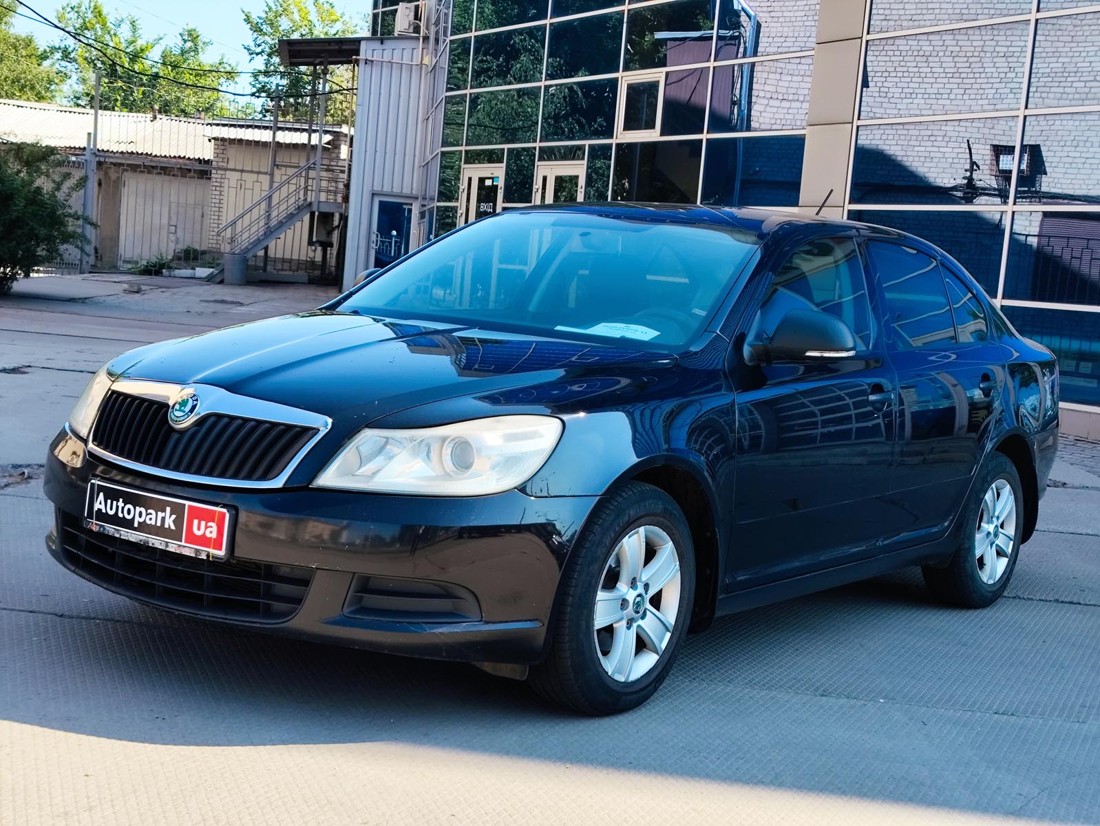 Skoda Octavia A5 2012 Код товара: 44137 купить в Украине, Автомобили Skoda  Octavia A5 цена на транспортные средства в сети автосалонов, продажа  подержанных авто в Autopark