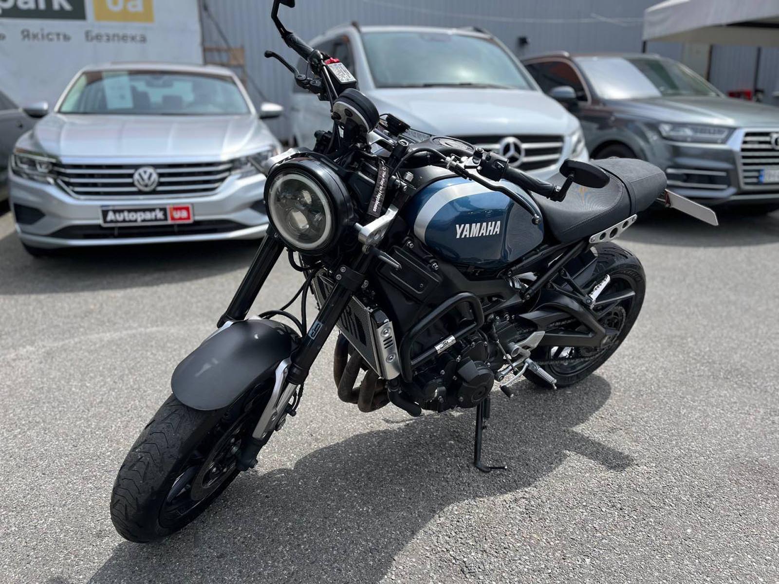 Yamaha XSR