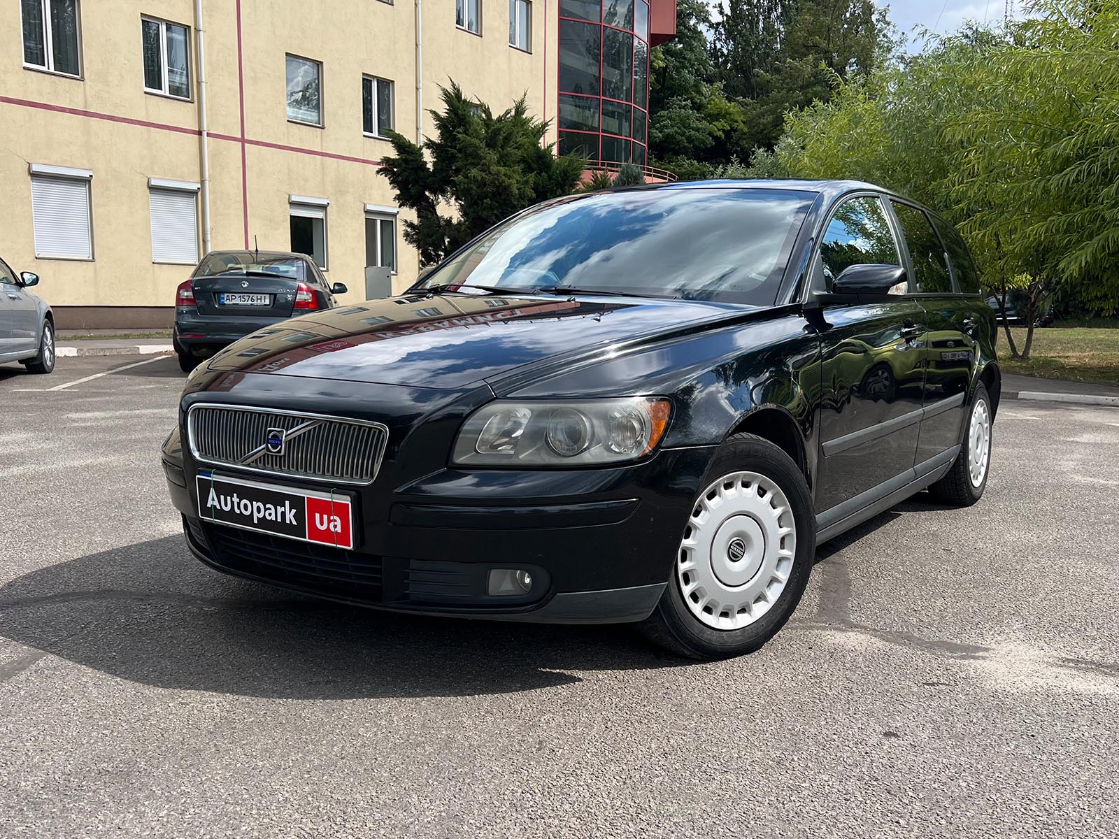 Volvo V50