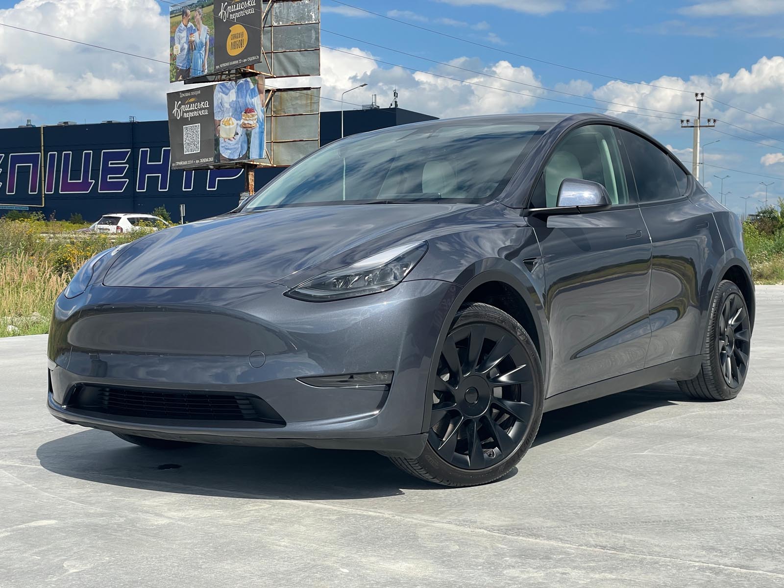 Tesla Model Y