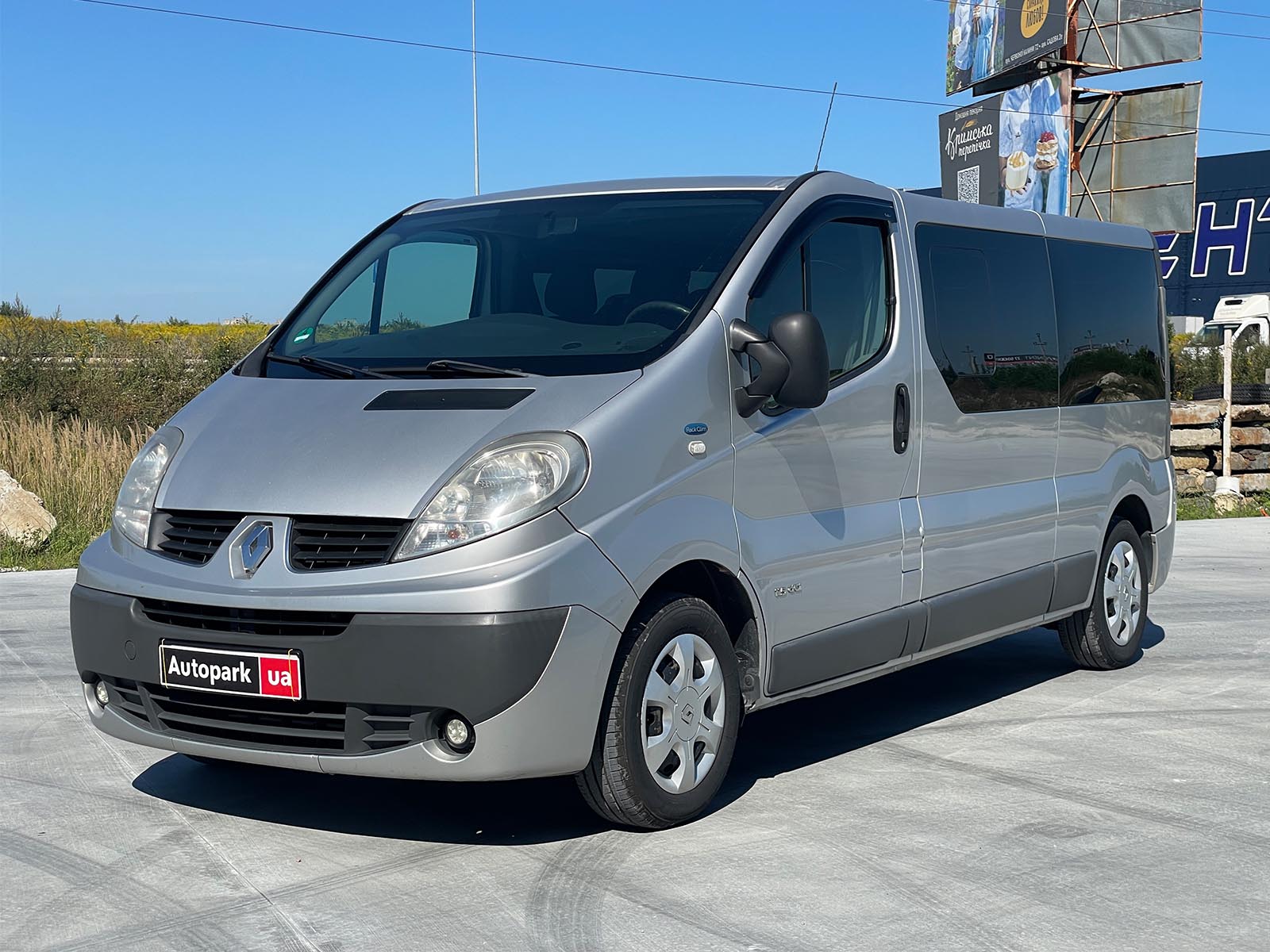 Renault Trafic пасс.