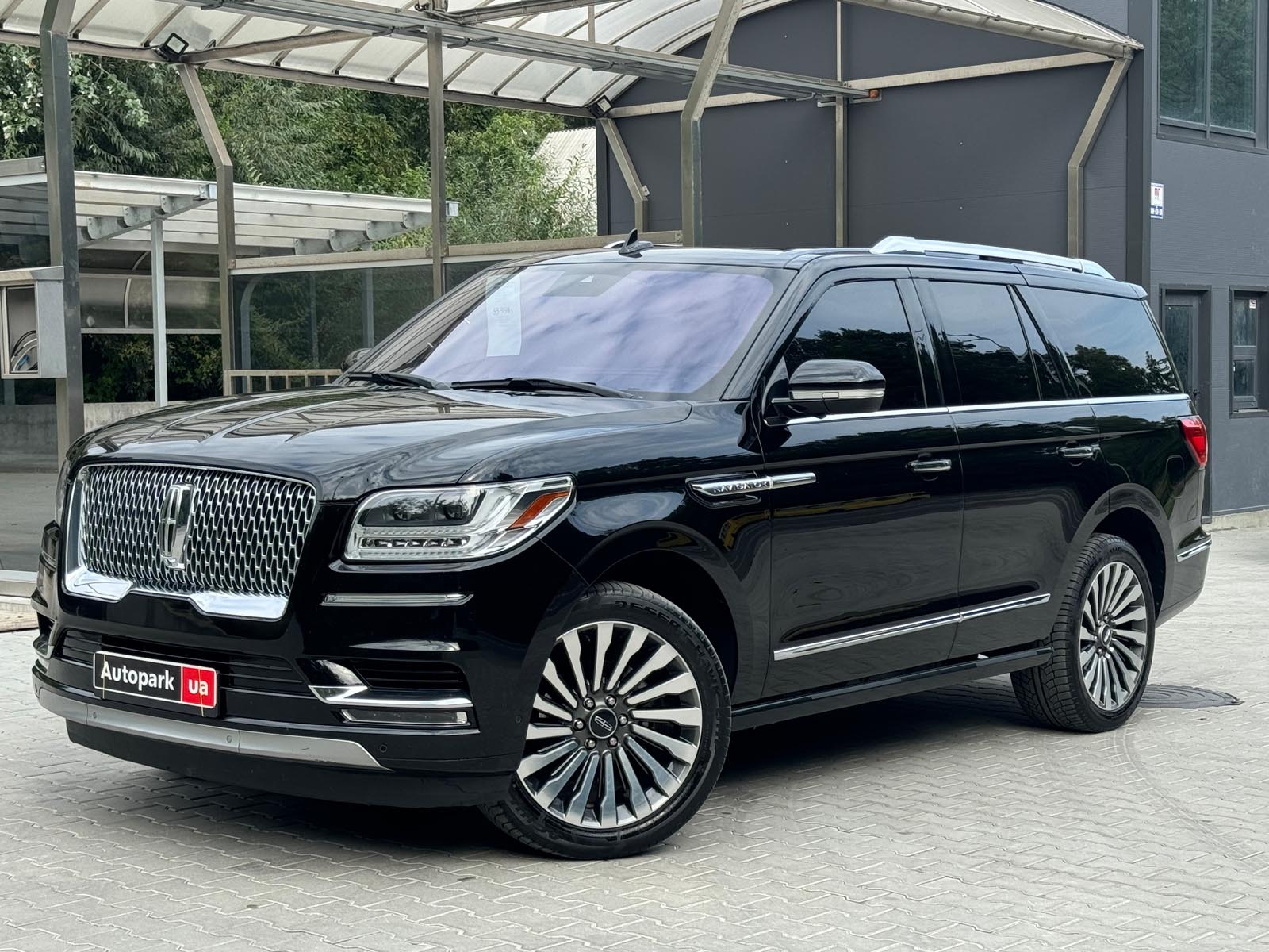 Lincoln Navigator