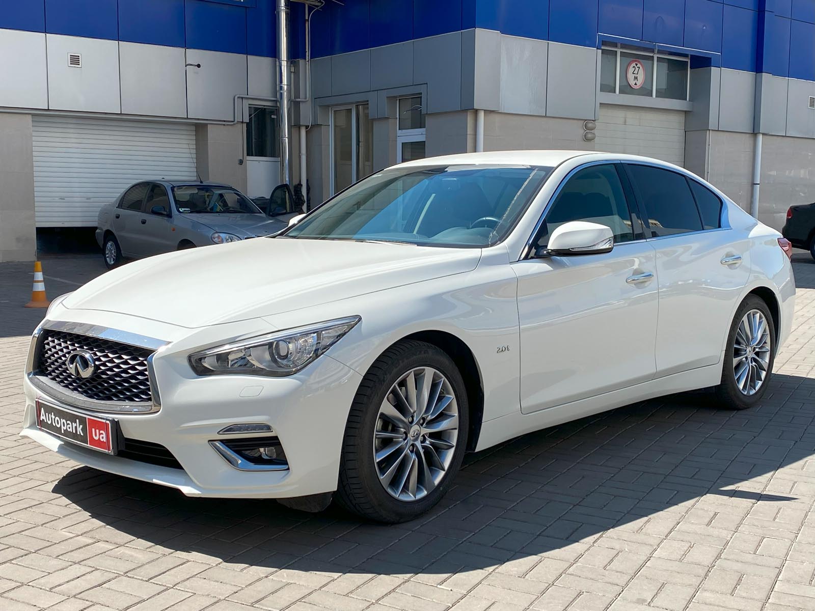 Infiniti Q50