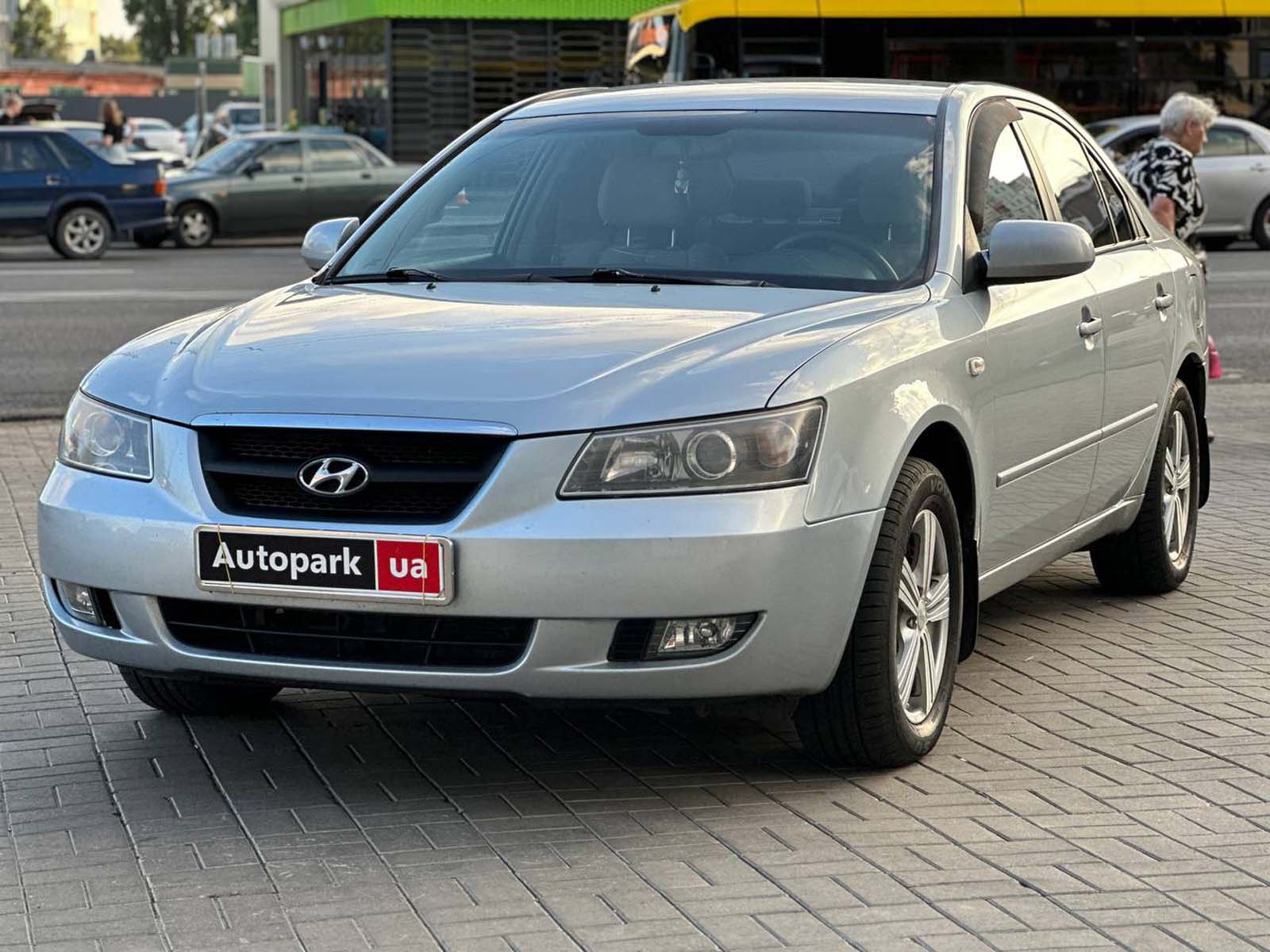 Hyundai Sonata