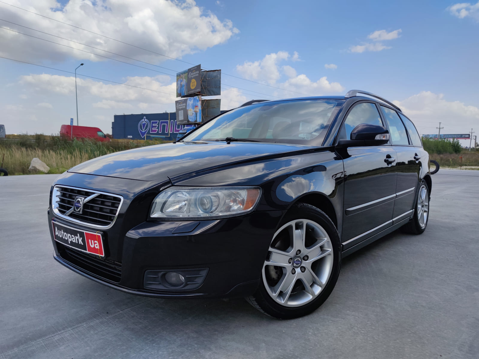 Volvo V50